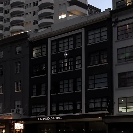 Luminous On Anzac Hotel